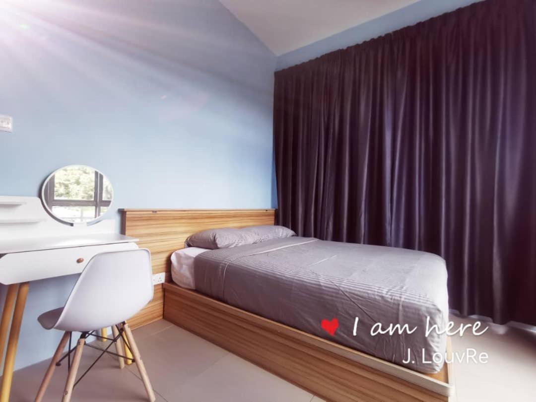 Studio Apartment Pasar Malam J.Louvre Танах-Рата Экстерьер фото